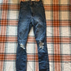 Hollister ultra high-rise jean leggings 3R